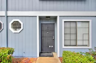 Photo #2: 223019961 Listing