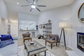 Photo #2: 223020005 Listing