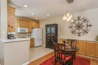 Photo #2: 223020069 Listing