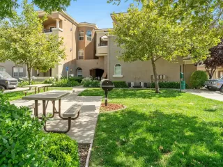 Photo #2: 223020095 Listing 