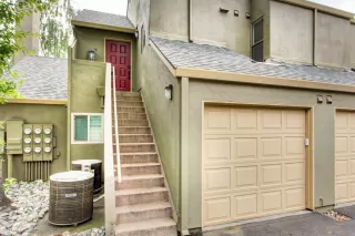 Photo #3: 223020106 Listing