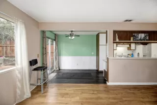 Photo #5: 223020399 Listing