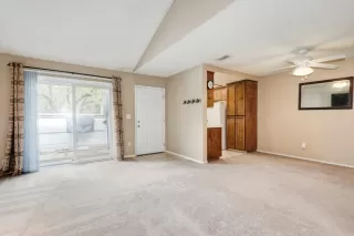 Photo #3: 223020448 Listing