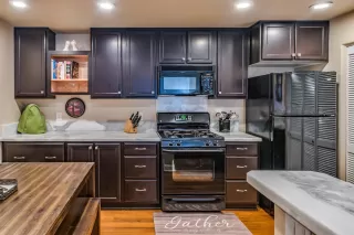 Photo #2: 223020691 Listing