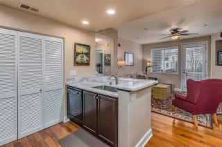 Photo #4: 223020691 Listing