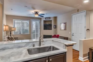 Photo #5: 223020691 Listing