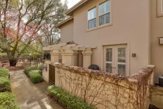 Photo #5: 223020982 Listing