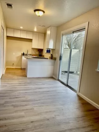 Photo #2: 223021060 Listing