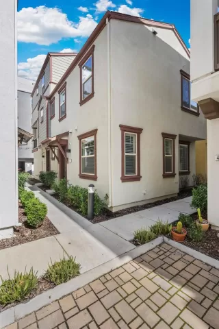 Photo #2: 223021724 Listing