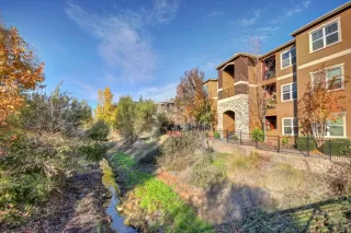 Photo #1: 223021815 Listing