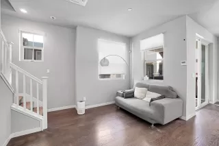 Photo #4: 223021883 Listing