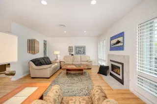 Photo #5: 223022188 Listing 