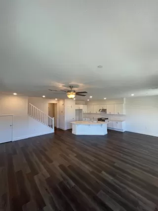 Photo #1: 223022280 Listing 