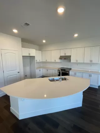 Photo #2: 223022280 Listing 