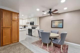 Photo #6: 223023038 Listing