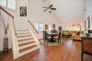 Photo #4: 223023364 Listing