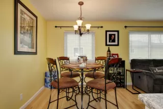Photo #2: 223023590 Listing 