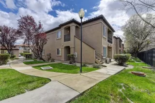 Photo #1: 223023620 Listing