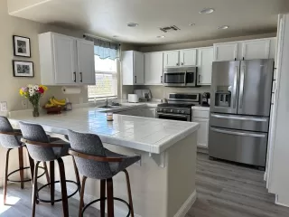 Photo #1: 223024319 Listing