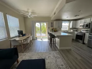 Photo #4: 223024319 Listing