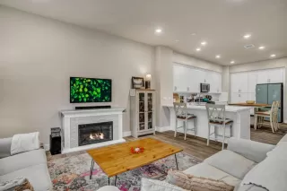 Photo #2: 223024682 Listing 