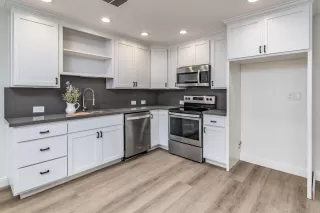 Photo #5: 223024736 Listing