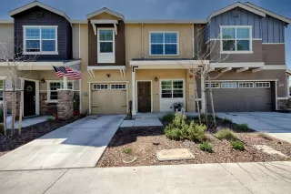 Photo #2: 223024887 Listing