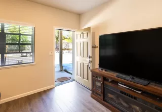 Photo #5: 223024887 Listing