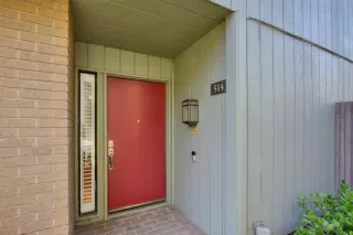 Photo #2: 223025088 Listing