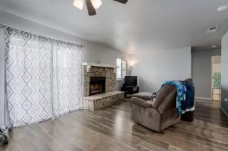 Photo #6: 223025911 Listing