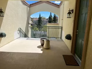 Photo #3: 223026604 Listing