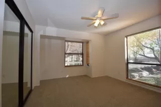 Photo #5: 223026660 Listing