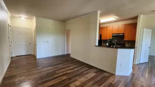 Photo #4: 223027195 Listing