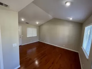 Photo #1: 223027423 Listing 