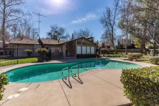 Photo #1: 223027725 Listing