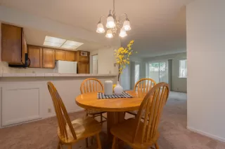 Photo #6: 223028253 Listing