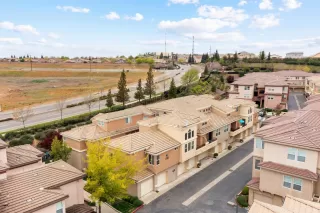 Photo #1: 223028280 Listing 