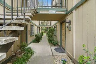 Photo #1: 223028532 Listing