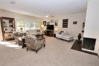 Photo #4: 223029399 Listing 