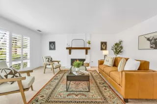 Photo #1: 223030016 Listing