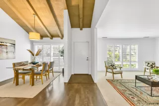 Photo #6: 223030016 Listing