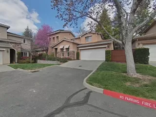 Photo #1: 223030174 Listing