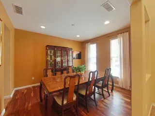 Photo #4: 223030174 Listing