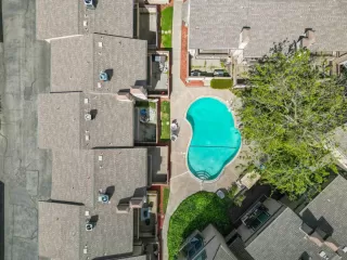 Photo #6: 223030461 Listing