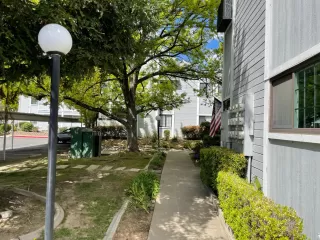 Photo #5: 223030656 Listing