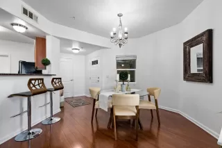 Photo #2: 223030727 Listing