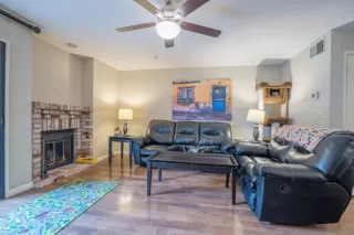 Photo #3: 223030998 Listing