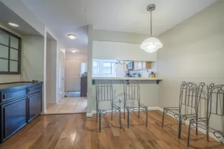 Photo #4: 223030998 Listing