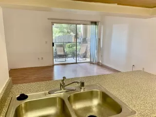 Photo #3: 223032154 Listing