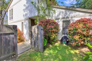 Photo #4: 223032243 Listing 